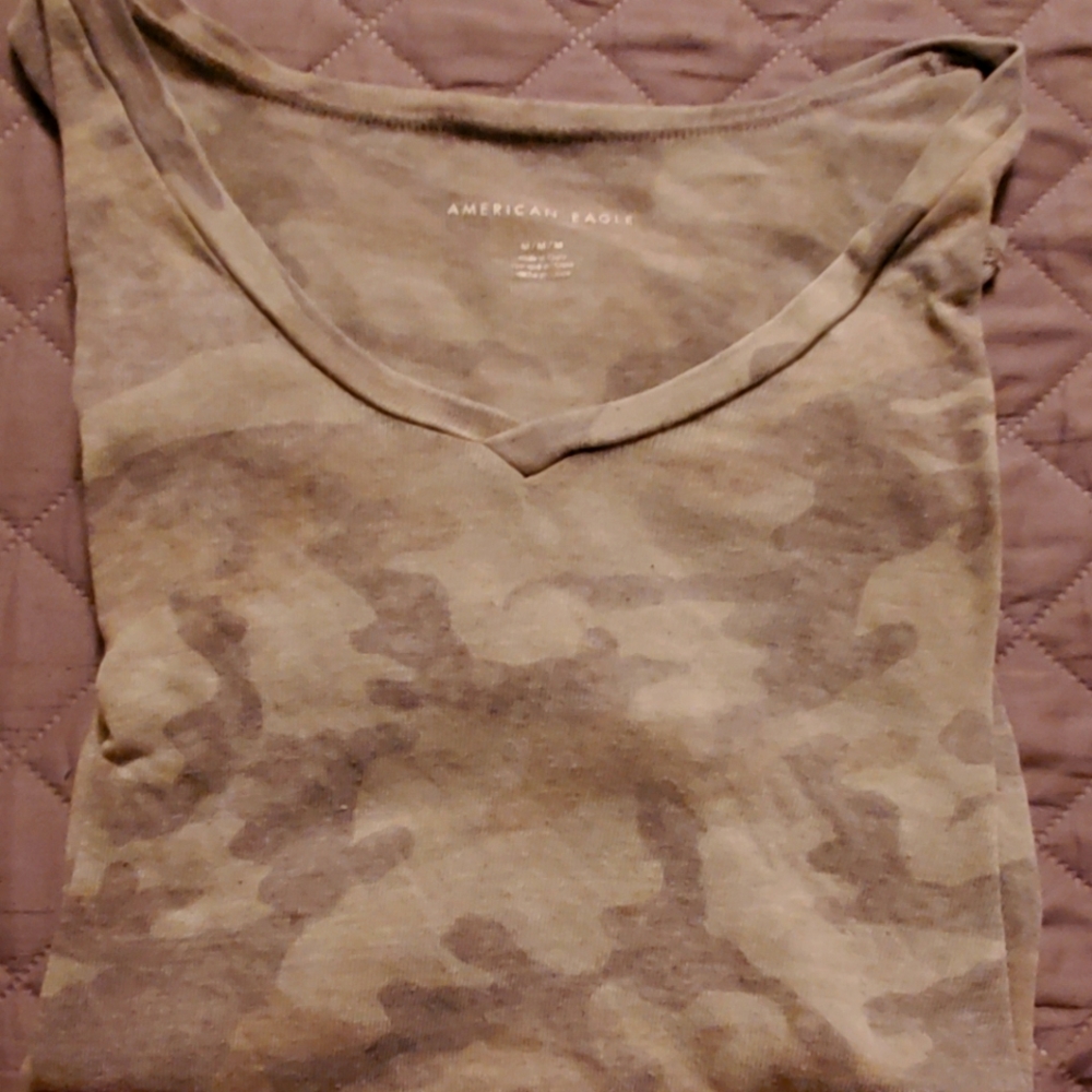 AE Med short sleeve shirt